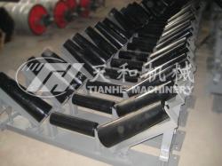 錐(zhui)形上調心托輥組(zu) DTII型